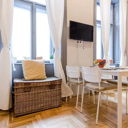 Sunset Studio. Budapest